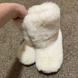 LC Lauren Conrad slippers